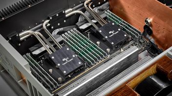 PC dla audiofilów nie ma żadnego wentylatora i kosztuje około 120 tys. zł; w teorii ma robić za serwer