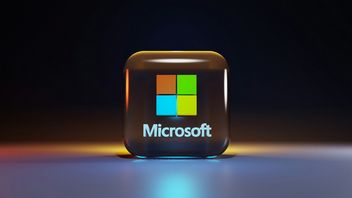 Microsoft w dziwny sposób zachęca do korzystania z wyszukiwarki Bing, upodobnił ją do największego rywala