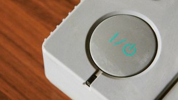 „Najgorszy zegar, jaki w życiu widziałem”. Gracz pochwalił się promocyjnym zegarem z czasów PS1, ale nie wszystkim podoba się wygląd