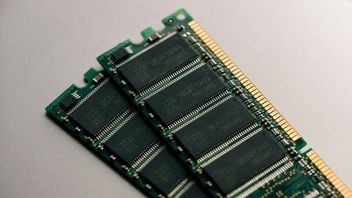 Czas pożegnać się z pamięcią DDR4 i DDR3; giganci mogą zakończyć produkcję jeszcze w tym roku
