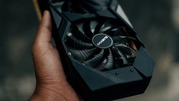 Cyberpunk 2077 z FSR4? Ten mod sprawia, że upscaler jest dostępny w grach bez oficjalnego wsparcia