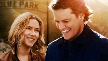 „Cały czas nabijałem się z niej z powodu jej cebulowego oddechu”. Matt Damon i zabawna anegdota, którą opowiada o gwieździe Marvela