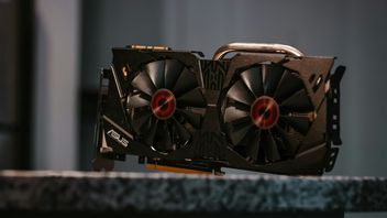 Komputer z RTX 5060 Ti zauważony w jednym z kanadyjskich sklepów. Specyfikacja potwierdza, że na rynku zadebiutuje model z 16 GB VRAM