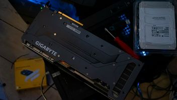 Oszuści znaleźli sposób, by sprzedawać RTX 4090 za grosze - w rzeczywistości to przerobiony starszy model