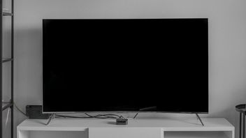 Niezależnie od tego, czy telewizor jest duży czy mały: wiele osób popełnia błąd z przyzwyczajenia, którego często można uniknąć