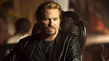 Val Kilmer nie żyje. Charyzmatyczny gwiazdor Gorączki, Top Gun i The Doors odszedł w wieku 65 lat, pozostawiając po sobie niezapomniane kreacje