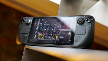 Prototyp Steam Decka sprzedał się za prawie 8000 złotych. Zdaniem społeczności to niska cena za kawałek historii gamingowego sprzętu
