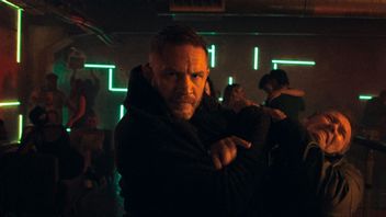 Już za 2 dni na Netflixie zadebiutuje wysokooktanowy thriller akcji z Tomem Hardym. Krytycy zapowiadają, że Chaos to muskularne kino w najlepszym wydaniu