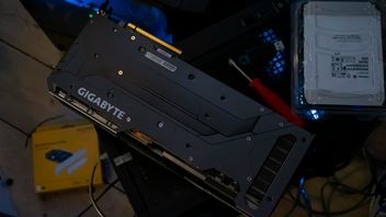 Gracz kupił kartę graficzną za ponad 6 tysięcy złotych, a pasta termoprzewodząca wyciekła już po miesiącu [Aktualizacja]