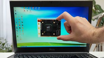 Akcelerator Voodoo4 na laptopy? Fan zbudował własne retro GPU, które działa z Windowsem XP