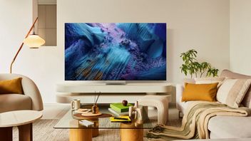 Wiemy, gdzie Polacy umieszczają swoje telewizory. Niektórzy siedzą nawet metr od ekranu