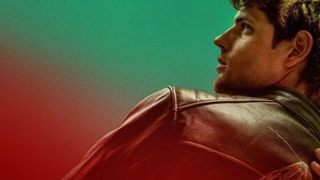 Numerem 1 w 53 krajach jest „100 minut sztucznego dialogu”. Nowy romans od Netflixa nie ujął widzów, ale to nie przeszkadza w rosnącej popularności filmu