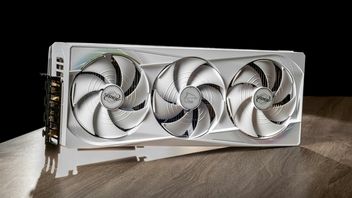 Gracz myślał, że kupuje RTX 5090 na Amazonie. Po otwarciu paczki mógł tylko złapać się za głowę