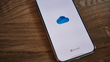 Użytkownik stracił 30 lat zdjęć i pracy przez błąd Microsoftu