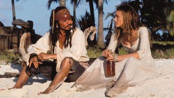 Johnny Depp powróci w Piratach z Karaibów 6? Producent hitowej franczyzy fantasy potwierdza, że w „nowym spojrzeniu” na serię fani zobaczą znane twarze