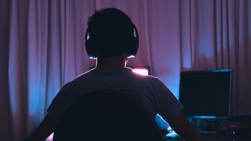 Przemysł muzyczny szykuje się do walki z piosenkami AI