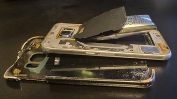 Uszkodzona bateria w elektronice może być poważnym problemem, co świetnie pokazuje ten przypadek
