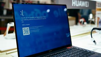 Komputer gracza jest tak zepsuty, że nawet niebieski ekran śmierci ładuje się powoli i dopiero stopniowo zmienia kolor