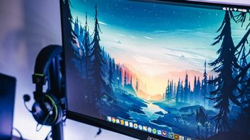 Gracz myślał, że zrywa folię ochronną i zepsuł monitor 4K, który kupił za 100 dolarów. Warto na to uważać