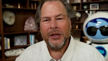 „Zredukowałem zatrudnienie z 9 tysięcy osób do około 5 tysięcy" szef giganta technologicznego chwali się redukcją etatów dzięki AI