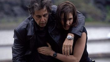 Wciągający thriller z Alem Pacino i 92% na Rotten Tomatoes podbija HBO Max. Kryminał Nolana dostał drugie życie po ponad 20 latach od premiery