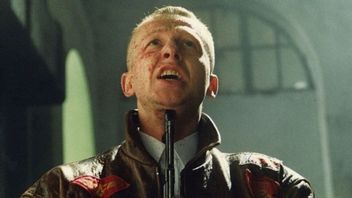 „Netflix szykuje wiernym widzom Franza Maurera niespodziankę”. Władysław Pasikowski potwierdza, że kultowe Psy doczekają się serialu