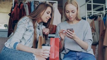 Pokolenie Z odsuwa się od telewizji i streamingu, bo woli dwuminutowe seriale na YouTube