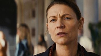 Trzymający w napięciu intrygujący thriller psychologiczny z Claire Danes to dziś najważniejsza premiera Netflixa. Nie przegap 8 odcinków idealnych na maraton