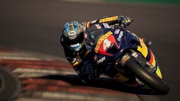 Znienacka na horyzoncie pojawiła się nowa odsłona najlepszej serii gier o motocyklach. Zapatrzony w Forzę Horizon RIDE 6 już na starcie budzi duże obawy