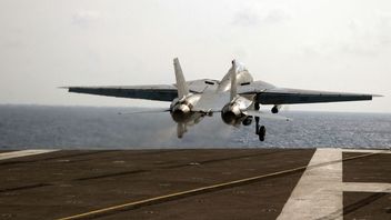 Kultowy F-14 z LEGO pokazuje jak mogłyby wyglądać militarne zestawy, gdyby duńska firma poszła śladami COBI