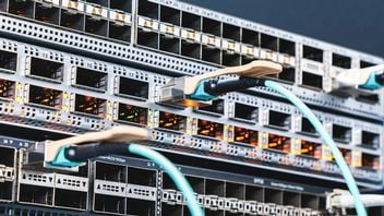 Centra danych są stawiane gdzie popadnie; prawie 7 000 zbudowano w zbyt gorącym klimacie