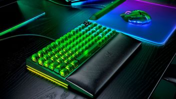 Klawiatura zachwyca, myszka waży swoje, a podkładka świeci jak szalona. Razer zaszalał z serią Phantom Green