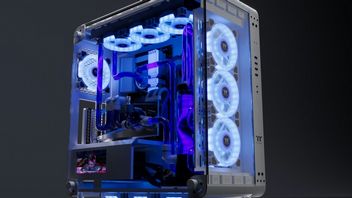 Gracz kupuje komputer do gier za prawie 3500 dolarów, ale jego zamówienie zostaje anulowane, a cena po prostu podniesiona