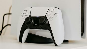 Sony opatentowało nietypowy kontroler, który może całkowicie zmienić to, jak gracze postrzegają sterowanie w grach