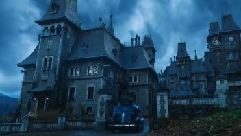 Zdjęcia do 3. sezonu Wednesday rozpoczęte. Winona Ryder dołączyła do znakomitej obsady największego hitu w historii Netflixa