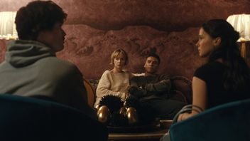 W tym tygodniu obejrzysz 8-odcinkową kontynuację jednego z najlepszych seriali w historii Netflixa; najważniejsza premiera Prime Video to „nieprzyzwoita” komedia z Wahlbergiem