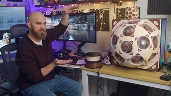 Gracz zbudował „superkopułę” z 15 wentylatorów Noctua. Podczas grania temperatura spada o 20 stopni