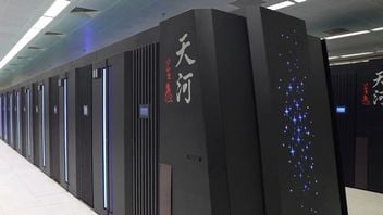 47000 procesorów i 0 kart graficznych. Chiny budują superkomputer o mocy 2 eksaflopów