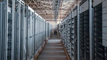 Centra danych AI mierzą się z rosnącą falą skarg. Mieszkańcy twierdzą, że „niesłyszalne” infradźwięki powodują problemy zdrowotne, a przepisy chronią branżowych gigantów