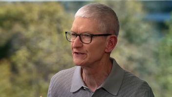 AI miało działać w chmurze, ale rachunek może dostać kupujący iPhone’a