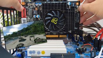 Komputer z 2003 roku z RAM-em DDR1 odpala Windowsa 11 i uruchamia Crysisa