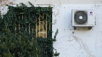 W USA tego nie rozumieją: dlaczego Europejczycy tak bardzo opierają się klimatyzacji, mimo fal upałów? Pytają nawet AI