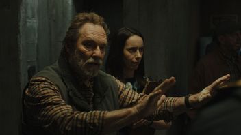 Ma tylko 10 odcinków i aż 98% na Rotten Tomatoes. Polecana przez Stephena Kinga „uzależniająca” nowość Apple TV to jeden z najlepszych seriali roku