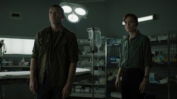 74 mln wyświetleń w 18 dni i największy serialowy hit Netflixa roku. „Absorbujący” thriller kryminalny 3 tydzień z rzędu podbija top 10