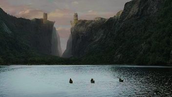 Zarobiła niemal 3 miliardy dolarów i jest największą trylogią fantasy wszech czasów. Od jutra kultową serię obejrzysz na Disney+