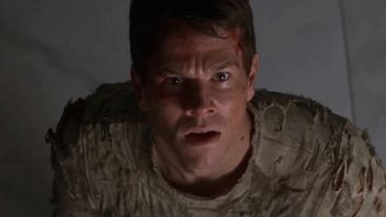 „Nie wystąpiłbym w nim ponownie i nie chcę go już nigdy oglądać”. Mark Wahlberg żałował udziału w tym filmie science fiction sprzed 25 lat