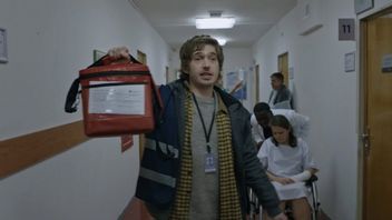 Nowy Resident Evil był zdaniem pierwszych widzów „zbyt śmieszny”. Zach Cregger wyciął z filmu żarty, ale nie żałuje