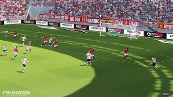 Pro Evolution Soccer 2015 - data premiery pełnej wersji i dema
