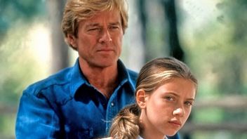 Scarlett Johansson o Robercie Redfordzie: „Opowiadał całą historię”, żeby pomóc jej odnaleźć jej miejsce w filmie