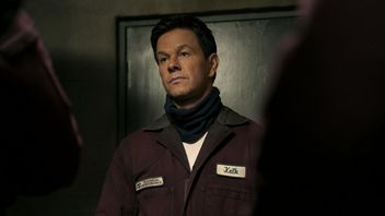 Thriller akcji Prime Video podbija HBO Max. Ubiegłoroczne widowisko z Markiem Wahlbergiem jest numerem 1 i królem weekendu